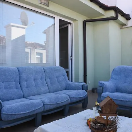 Maisonette Kapana Apartamento